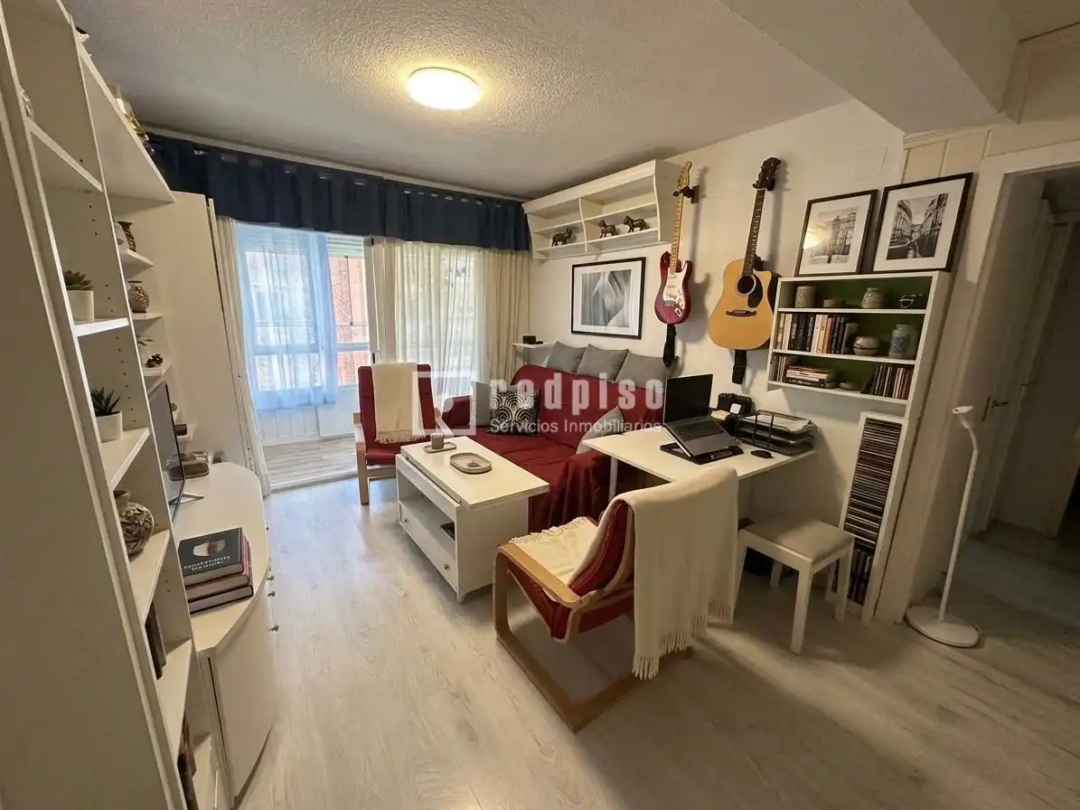 Wohnzimmer von Wohnung zum Verkauf in Madrid mit Heizung, Terrasse und Möbliert