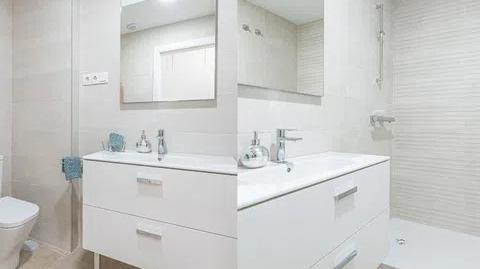 Foto 3 de Piso de alquiler en El Tejar - Hacienda Bizcochero, Málaga