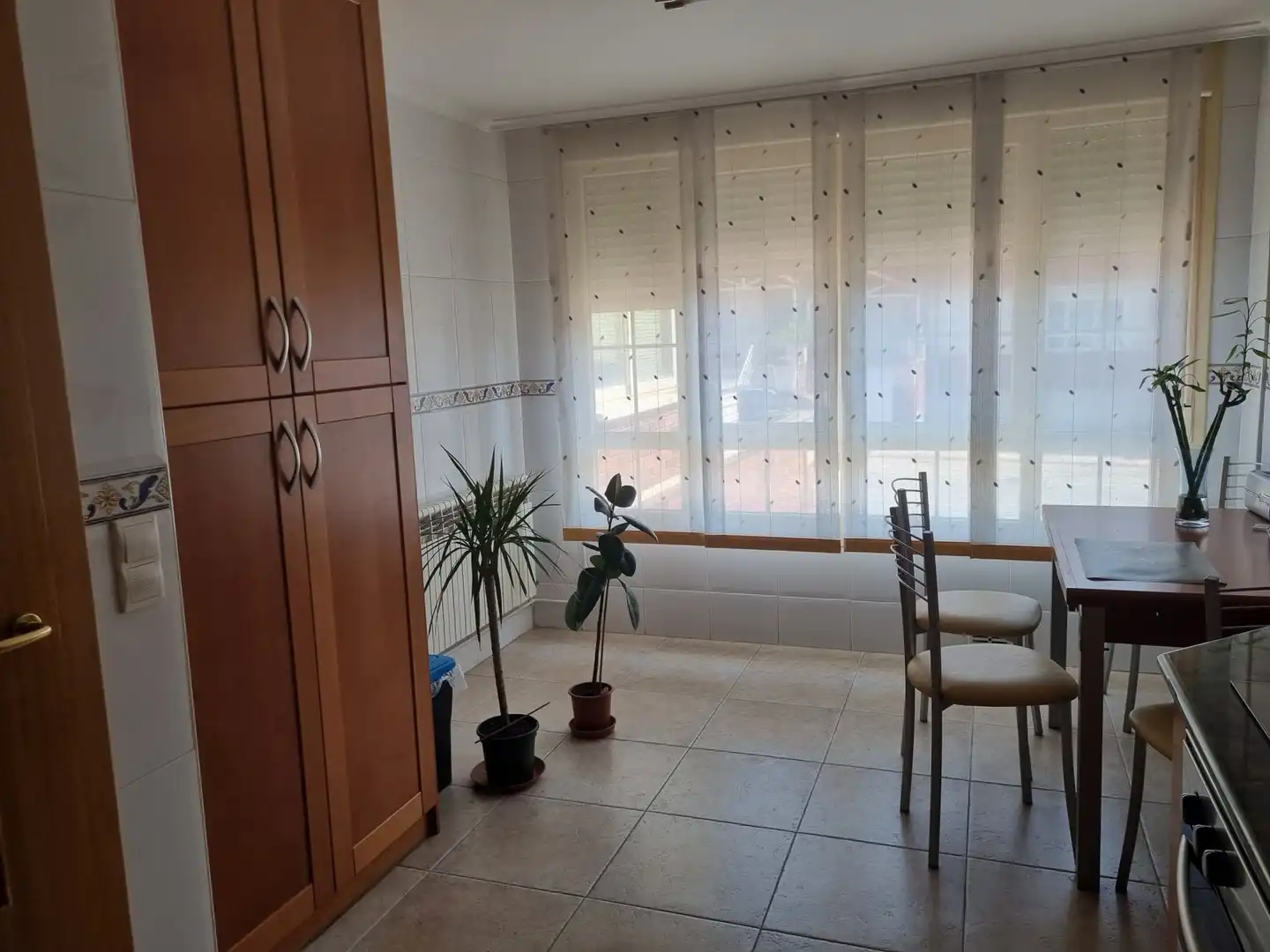 Dormitori de Casa o xalet en venda en Nájera amb Calefacció, Terrassa i Moblat