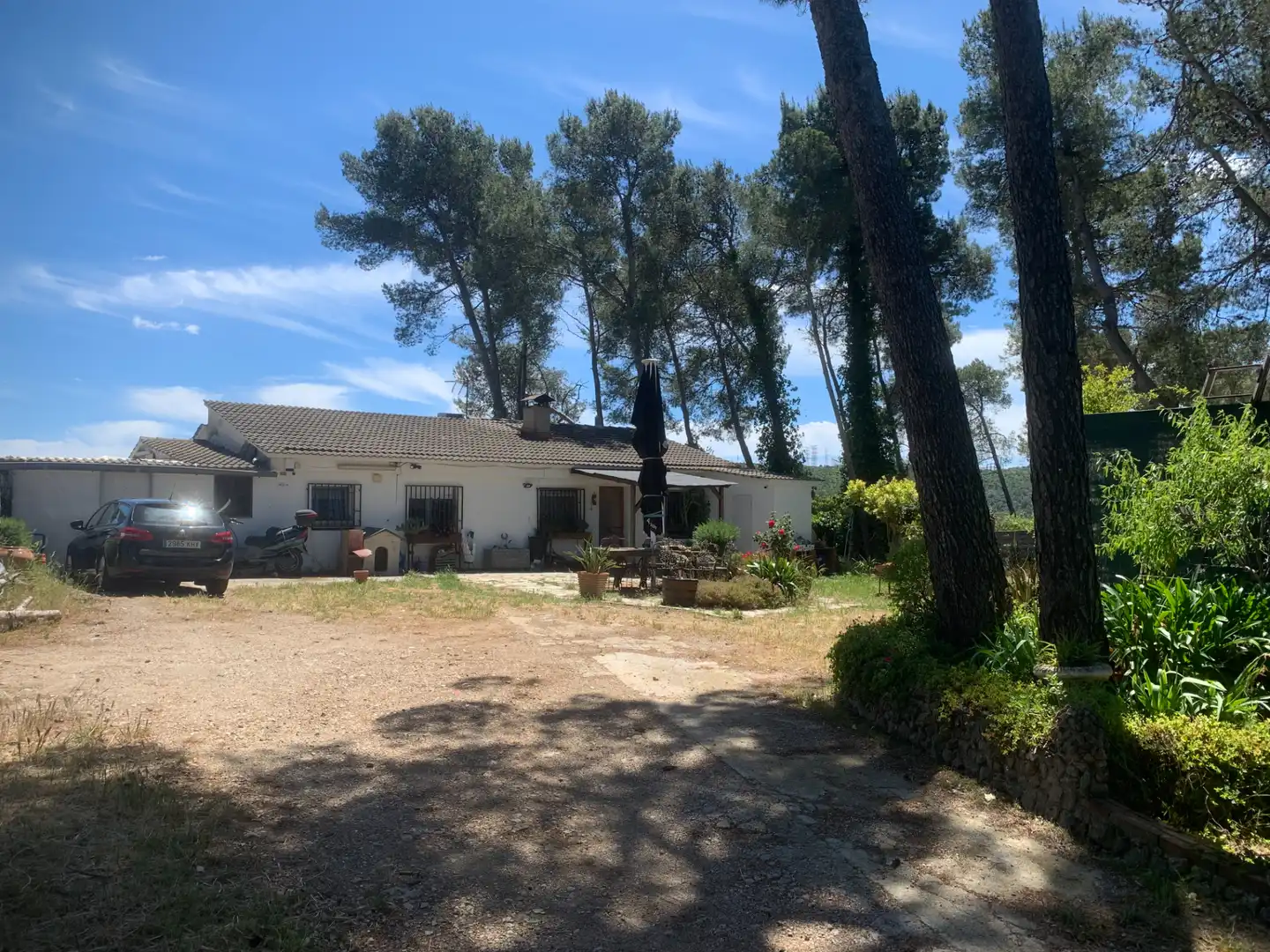 Vista exterior de Finca rústica en venta en Vallirana con Aire acondicionado, Calefacción y Jardín privado