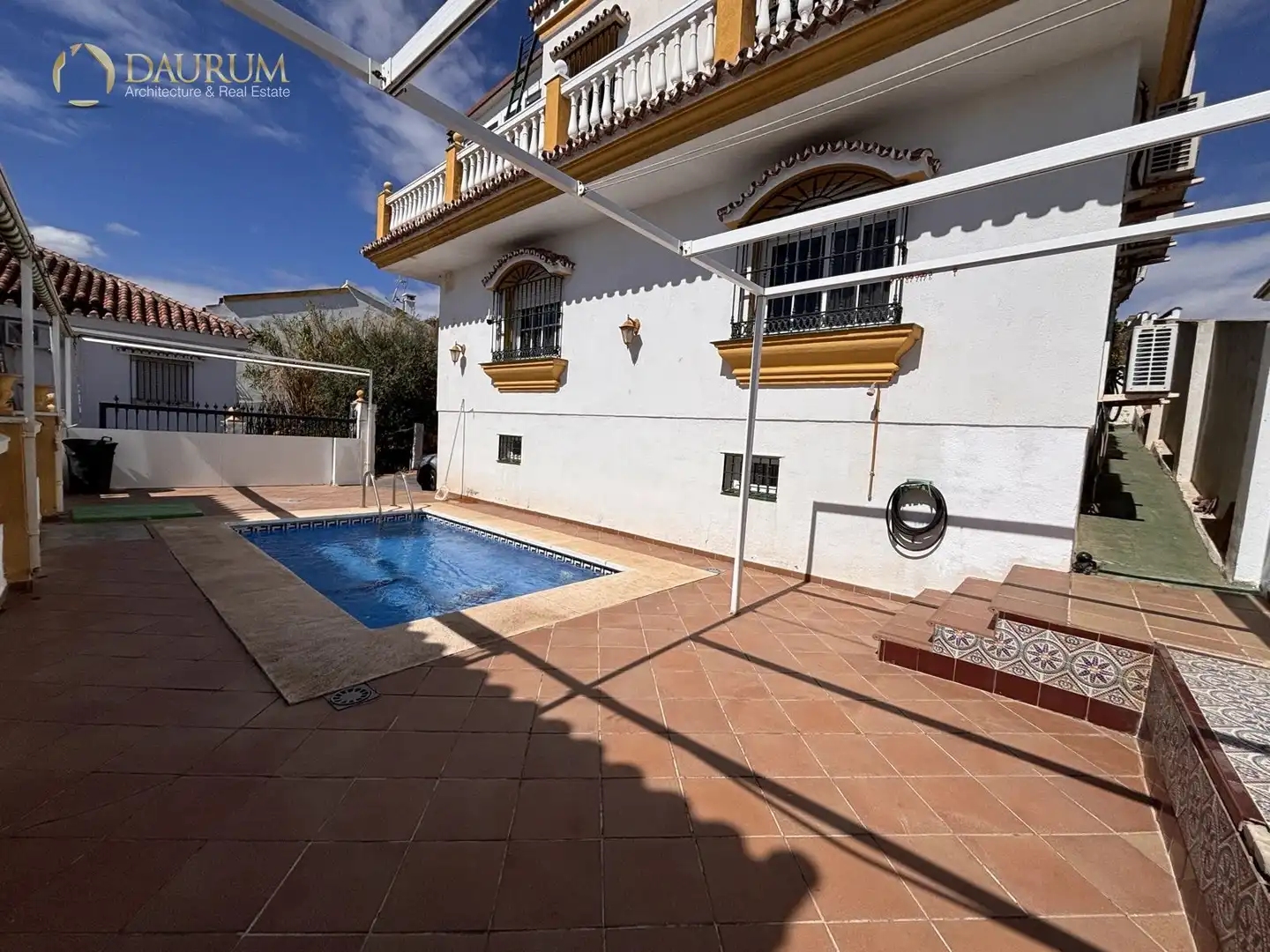 Piscina de Casa o chalet en venta en Alhaurín de la Torre con Aire acondicionado, Terraza y Trastero