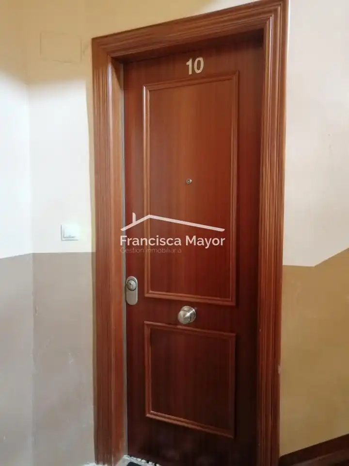 Piso de alquiler en Valencia con Aire acondicionado, Terraza y Amueblado