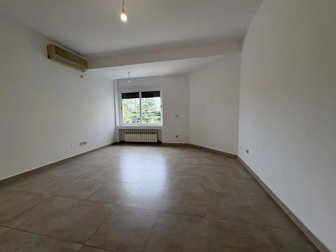Sala d'estar de Pis de lloguer en Madrid amb Aire condicionat, Calefacció i Terrassa