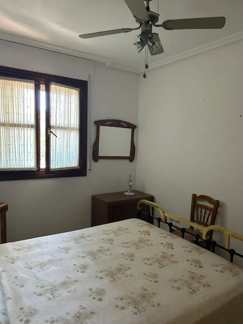 Schlafzimmer von Wohnung zur Miete in Jaén mit Klimaanlage, Heizung und Terrasse