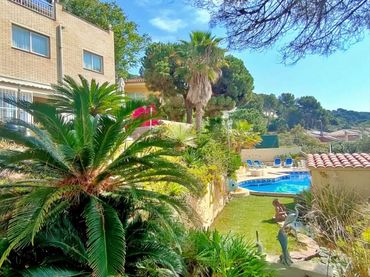 Casa con piscina en venta en Roca Grossa