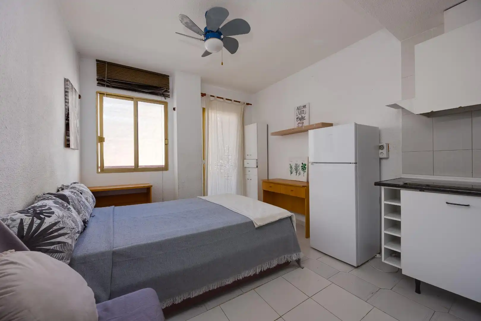 Bedroom of Study for sale in Torrevieja  with Terrace and Furnished