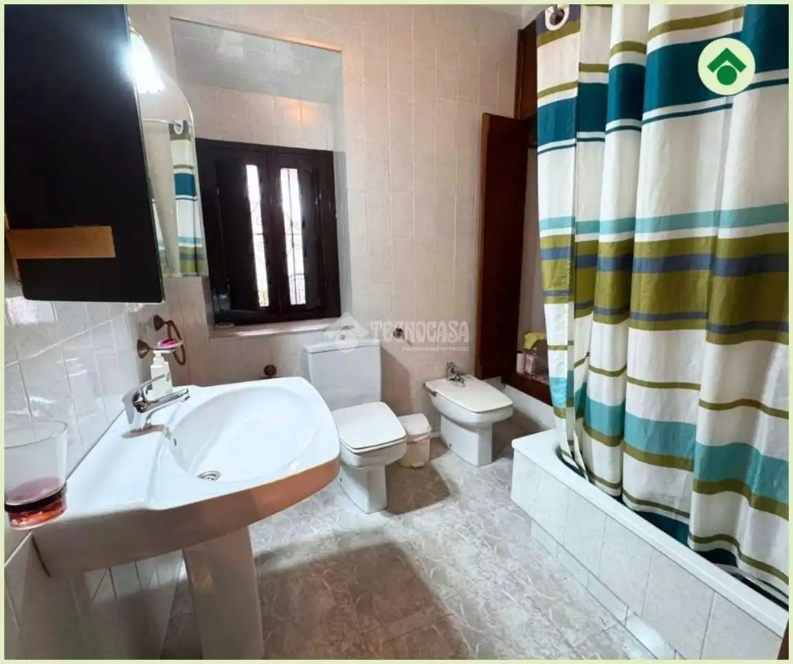 Baño de Casa o chalet en venta en Las Cabezas de San Juan con Terraza y Balcón