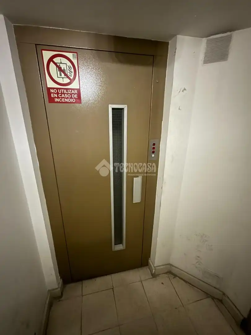 Einzelparkplatz zur Miete in C. de Londres, imagen 6