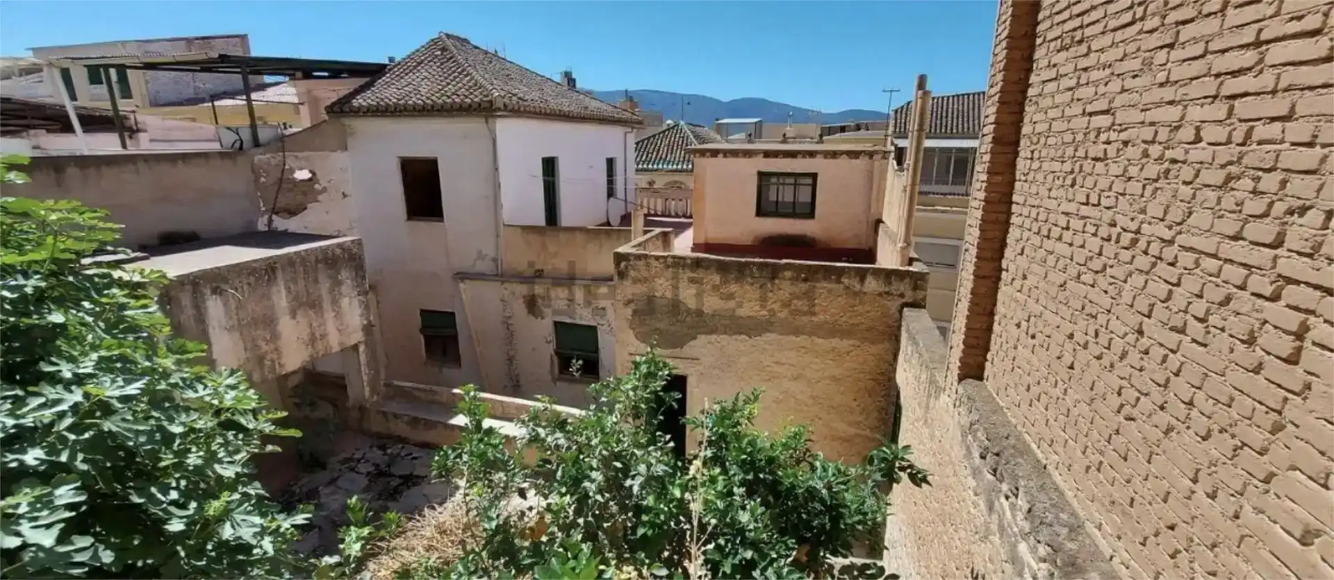 Vista exterior de Casa o xalet en venda en Lanjarón amb Terrassa i Balcó