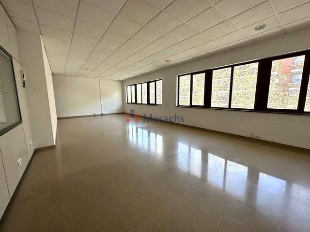 Oficina en Alquiler en El Pedró