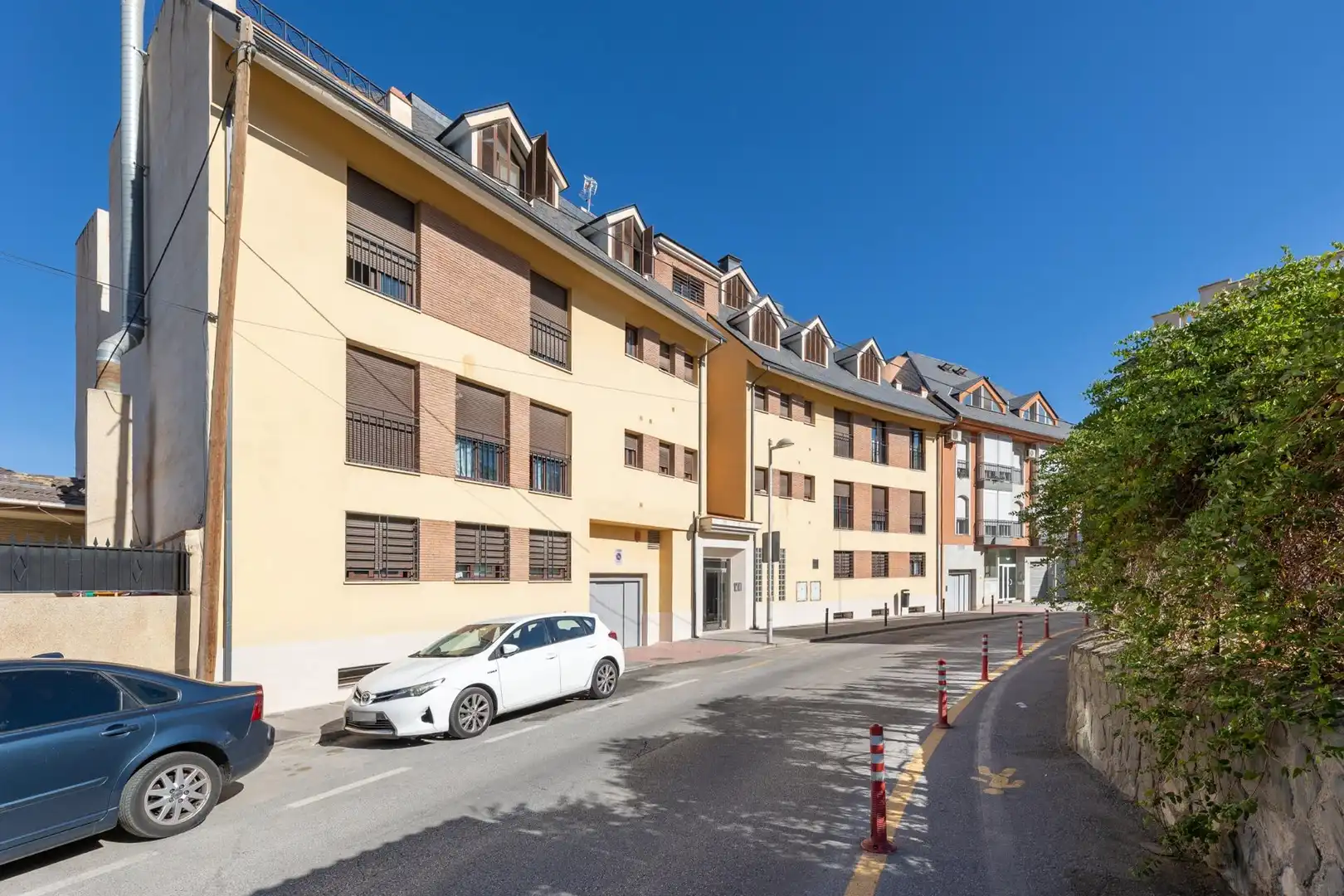 Exterior view of Flat for sale in Monachil  with Air Conditioner, Heating and Terrace