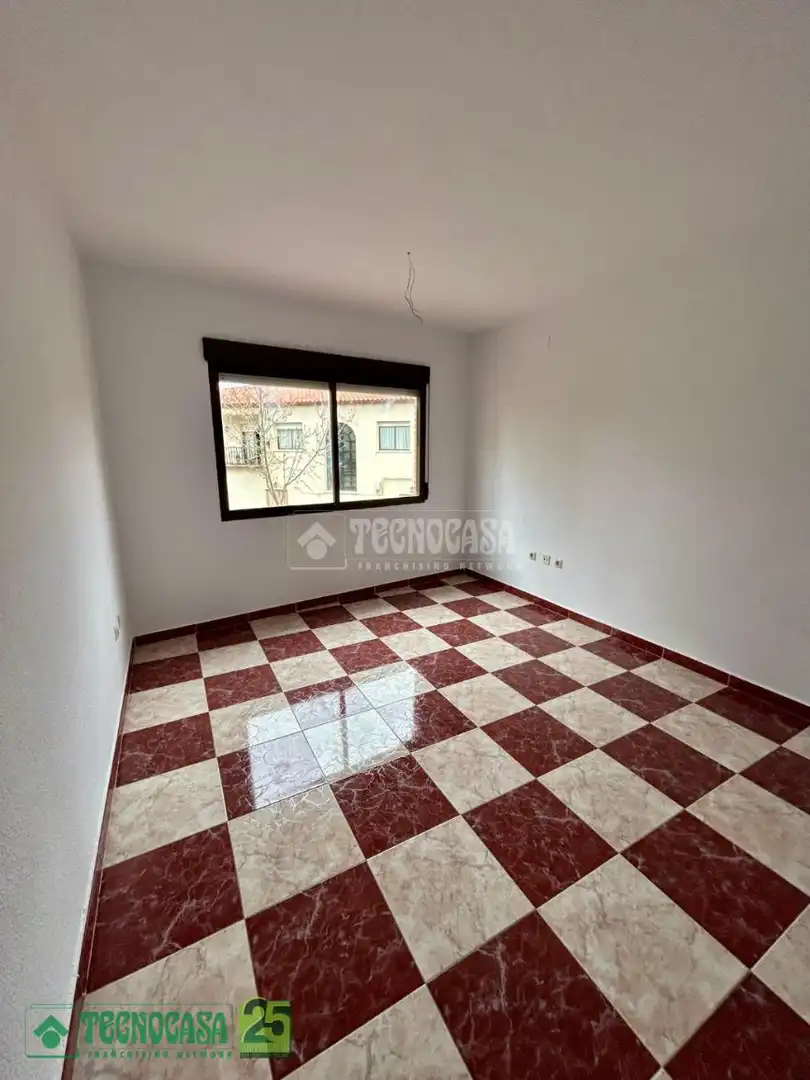 Casa adosada en venda a C. Cela, Huerta de Valdecarábanos