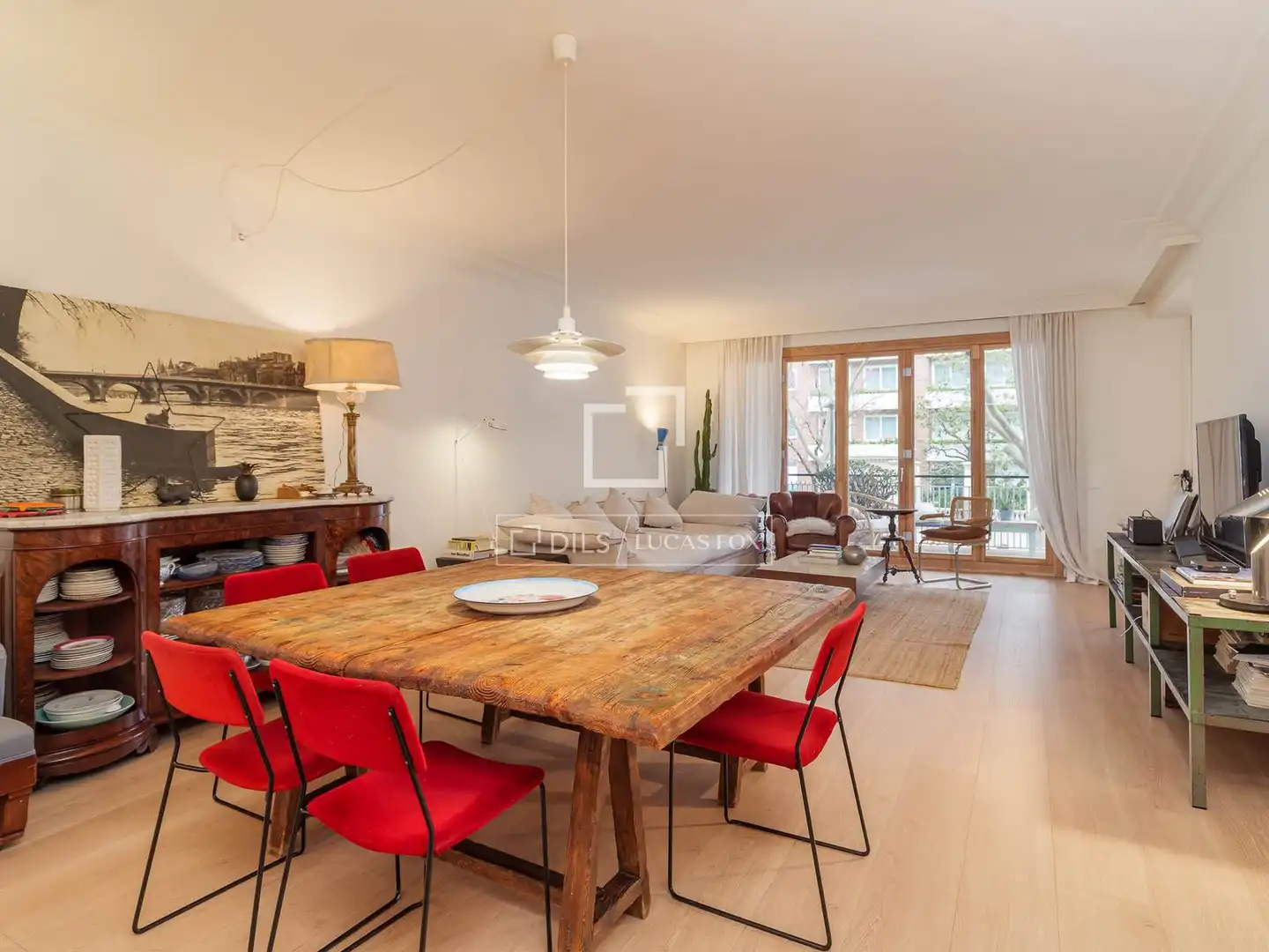Vista exterior de Piso en venta en Barcelona con Aire acondicionado, Calefacción y Terraza