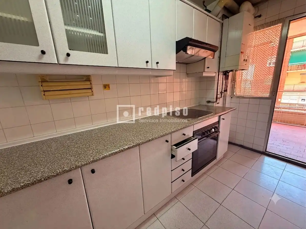 Piso con ascensor en venta en Plan Sur - Amistad, imagen 7