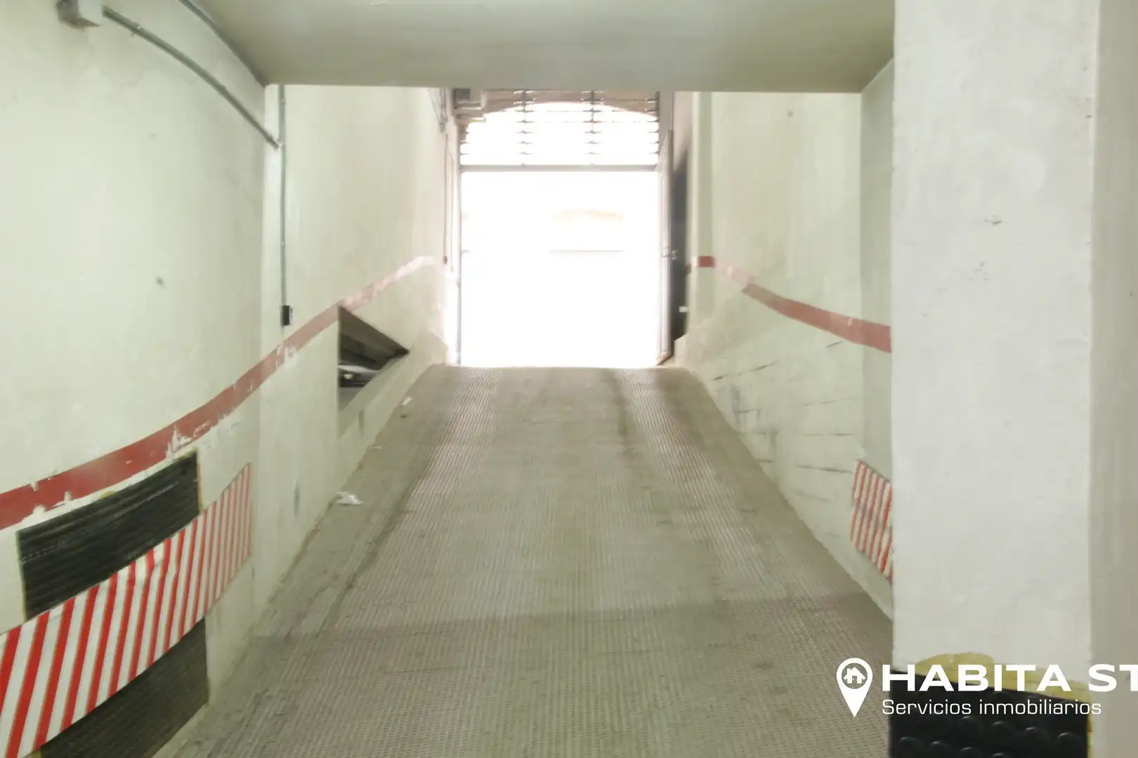 Garaje en venta en Almería