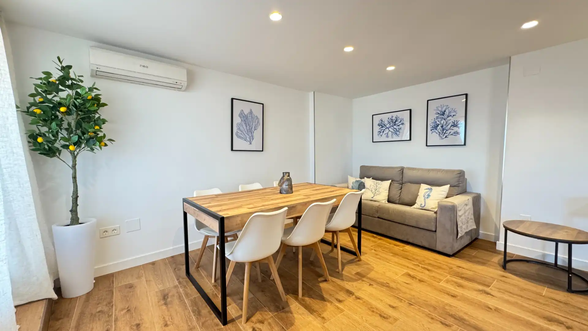 Esszimmer von Wohnung zur Miete in Motril mit Klimaanlage, Parkett und Terrasse