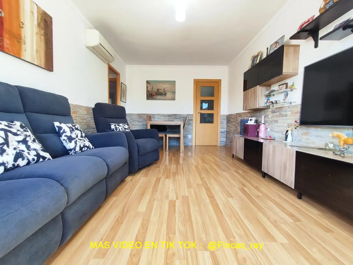 Sala d'estar de Pis en venda en Polinyà amb Aire condicionat, Calefacció i Parquet