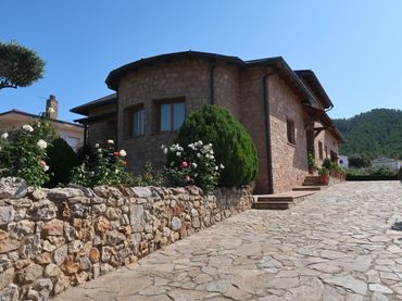Casa con giardino in vendita a Vallirana