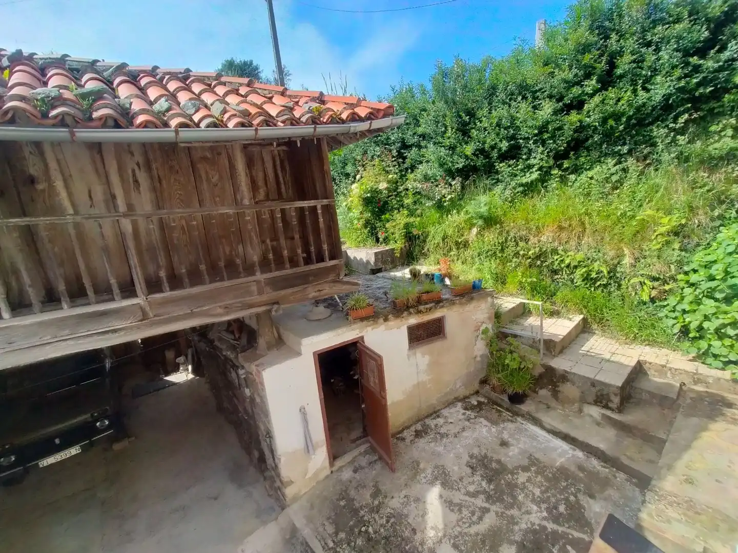 Vista exterior de Finca rústica en venda en Cudillero amb Jardí privat, Terrassa i Traster