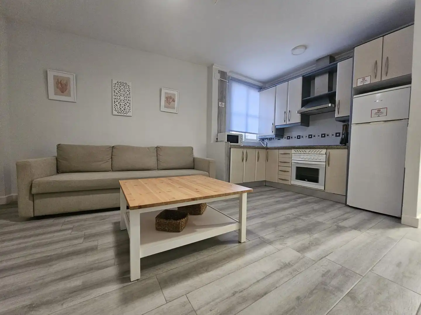 Sala d'estar de Planta baixa en venda en Córdoba amb Aire condicionat, Calefacció i Parquet