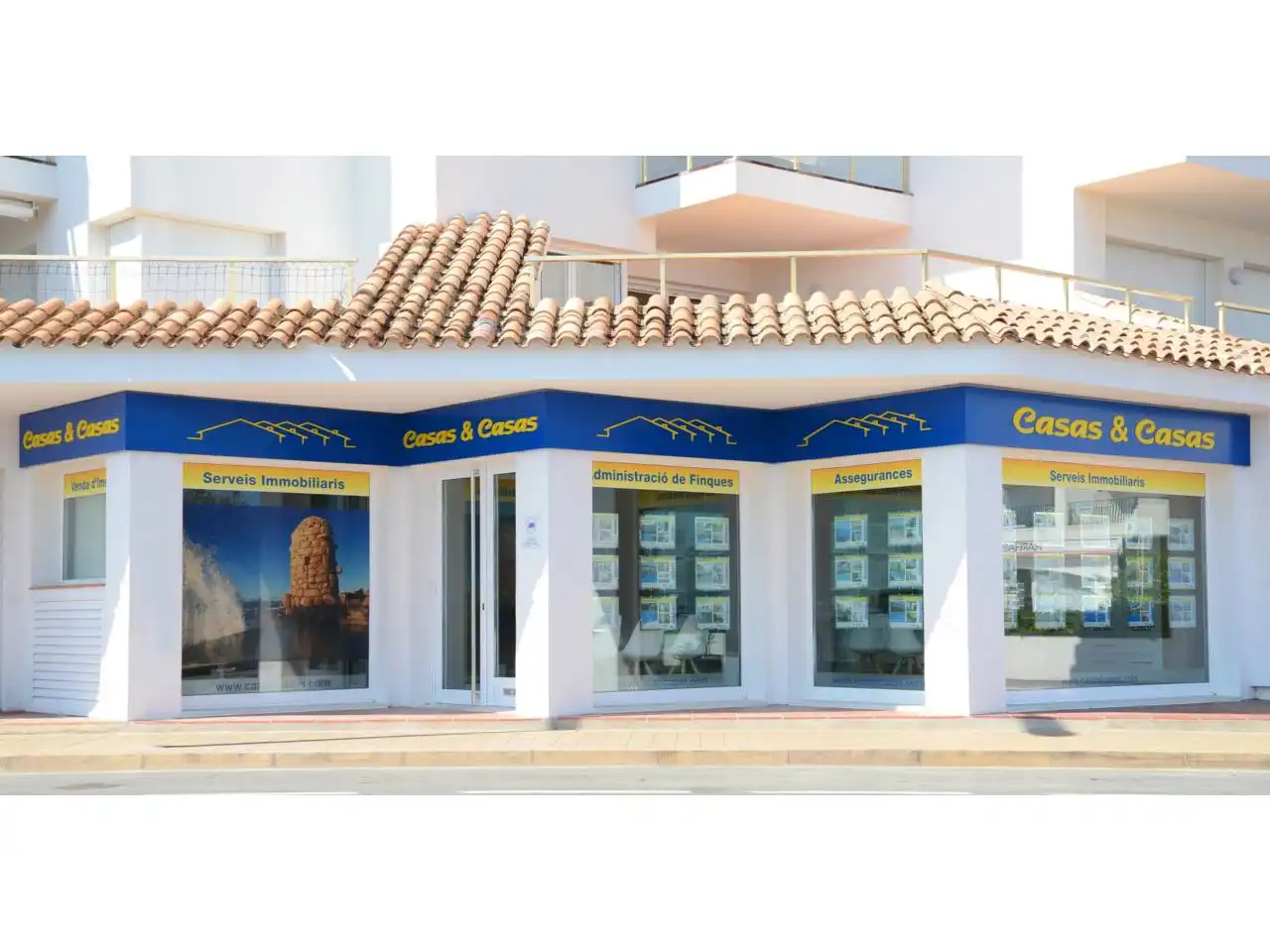 Vista exterior de Casa o chalet en venta en L'Escala con Aire acondicionado, Jardín privado y Terraza