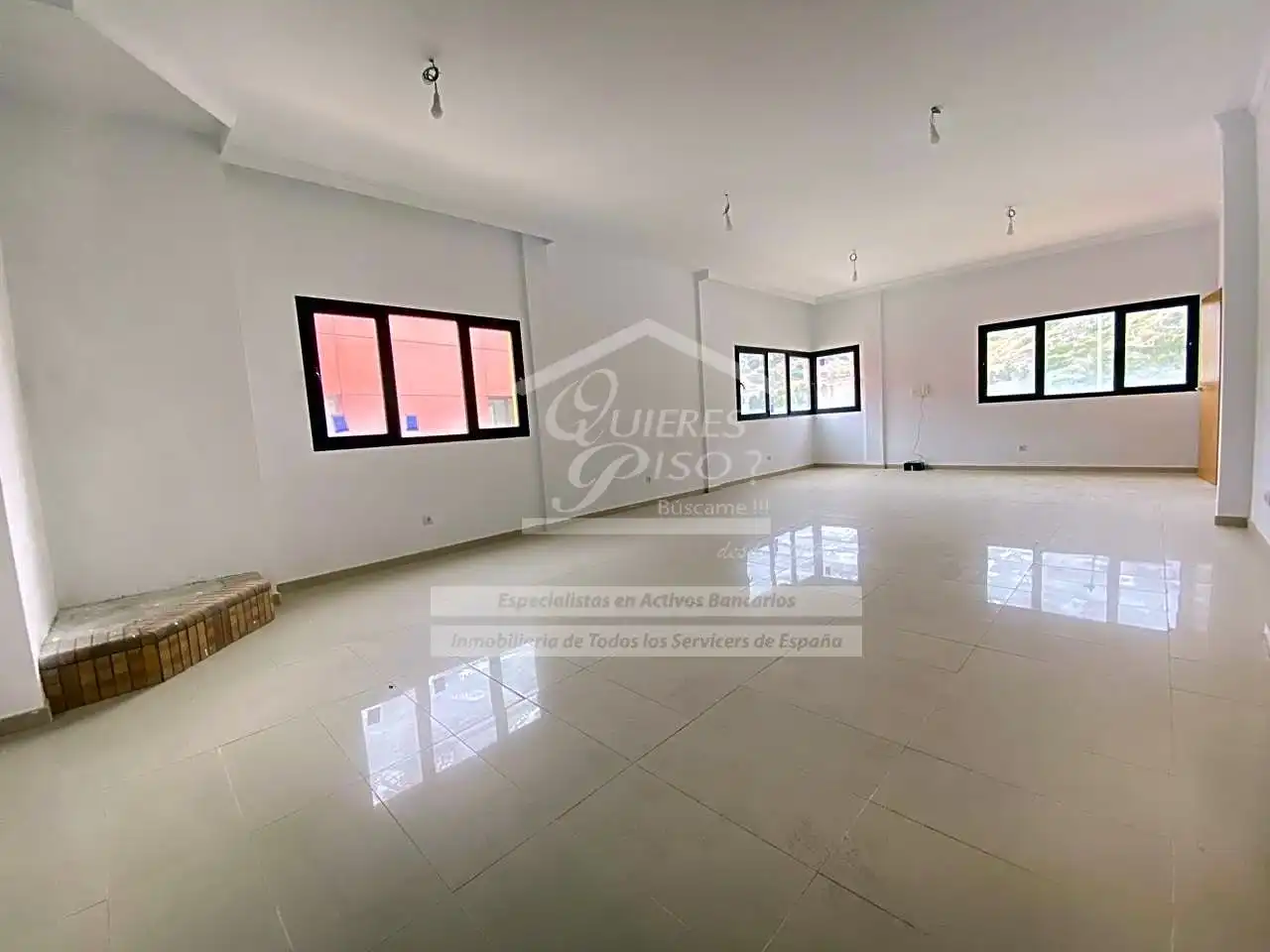 Edificio en venta en A Los Hoyos, Tafira