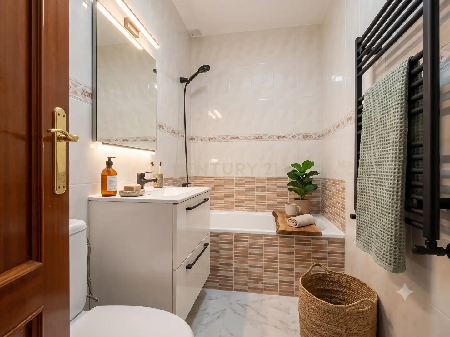 Bathroom of Houses for sale in Canet de Mar  with Air Conditioner