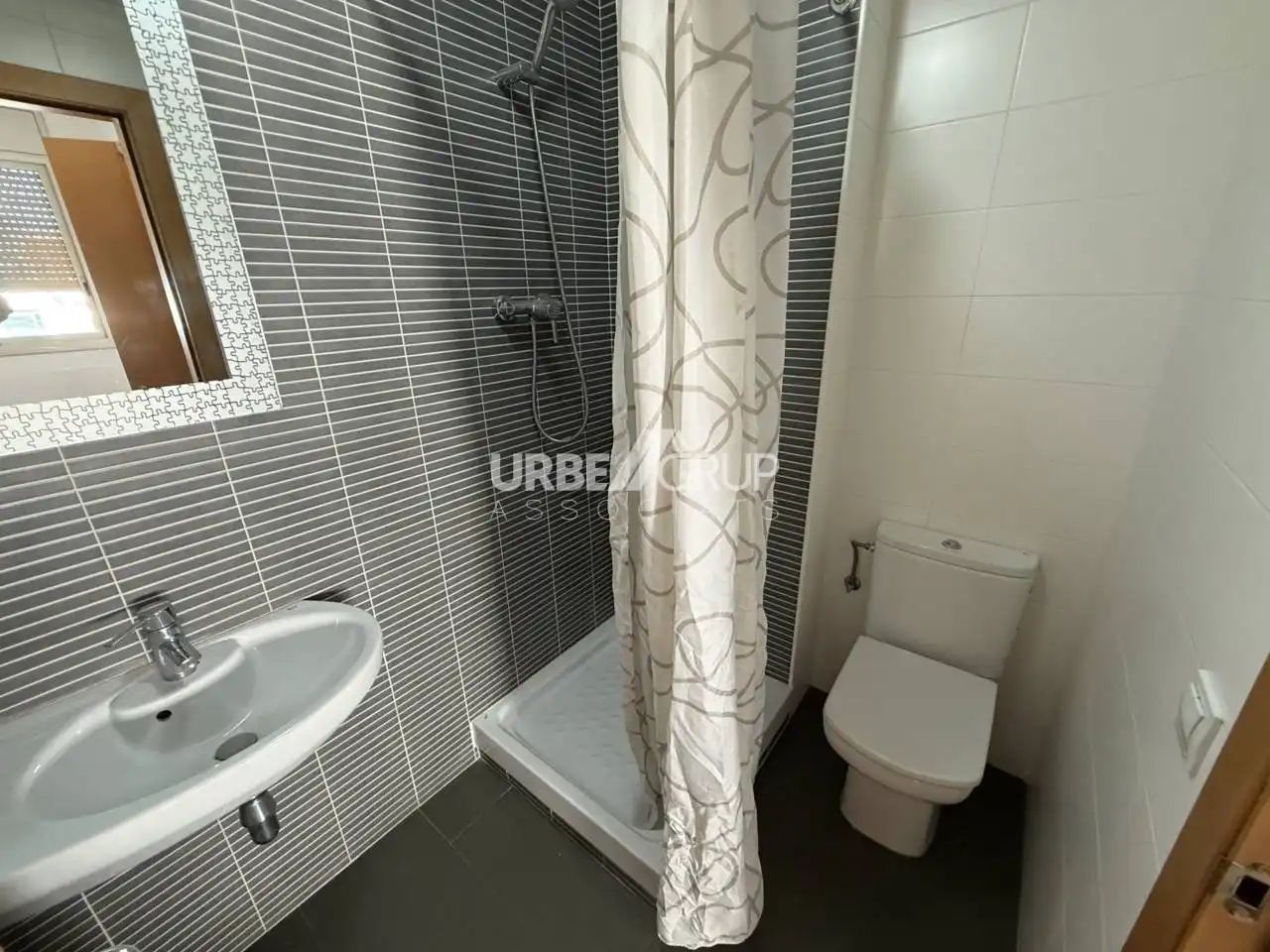 Bedroom of Duplexes for rent in Terrassa  with Heating, Terrace and Balcony