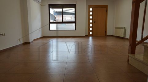 Foto 4 de Casa adosada de alquiler en Pueblo, L'Eliana