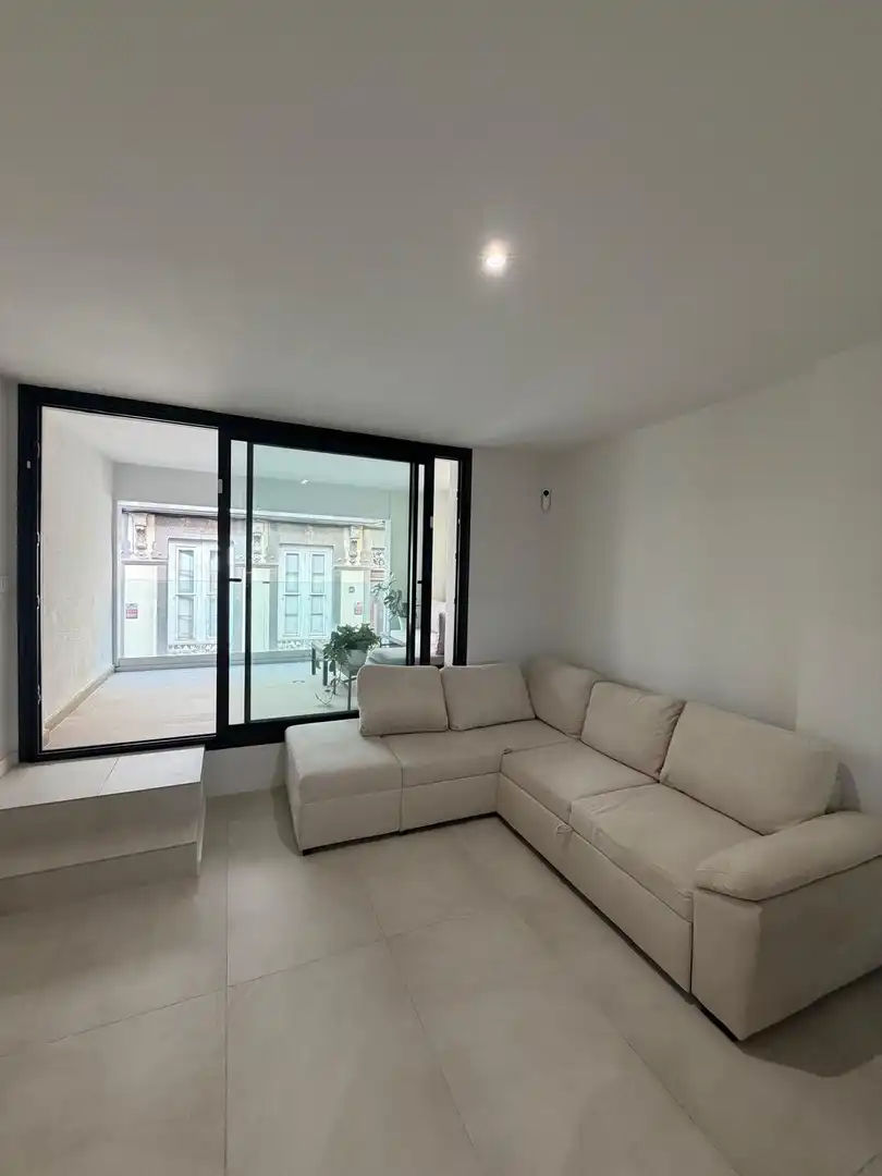 Living room of Flat for sale in Santa Cruz de Tenerife  with Terrace, Storage room and Furnished