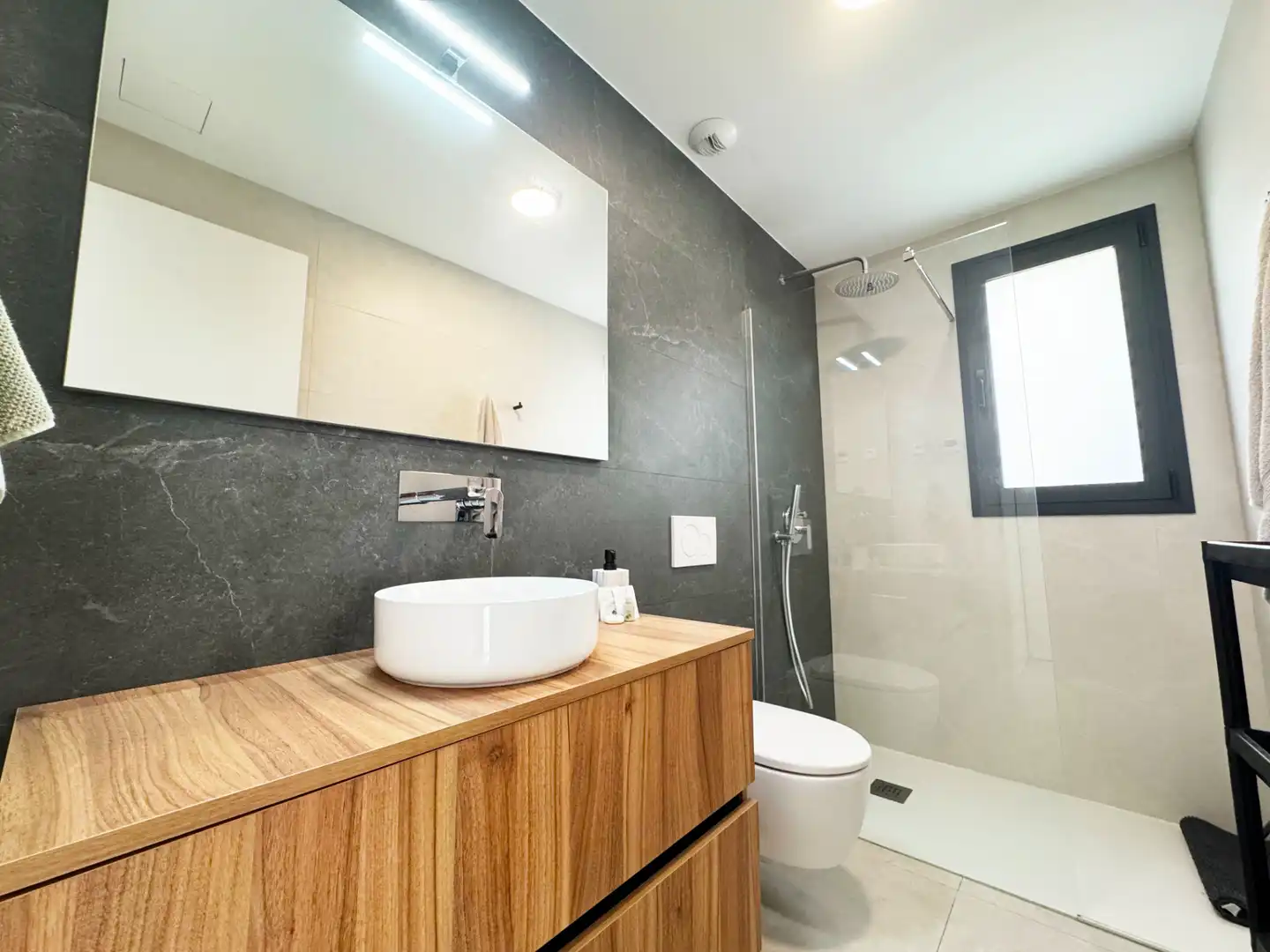 Baño de Casa o chalet en venta en Torre-Pacheco con Aire acondicionado, Calefacción y Jardín privado