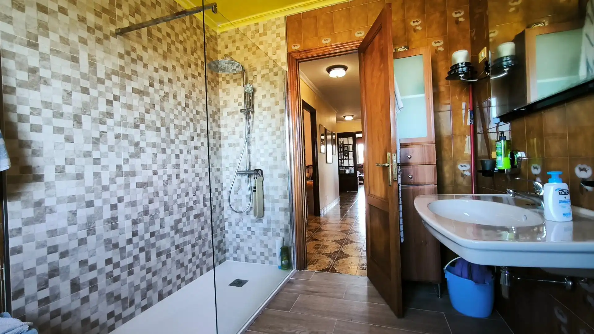 Baño de Casa o chalet en venta en A Lama   con Calefacción, Trastero y Balcón