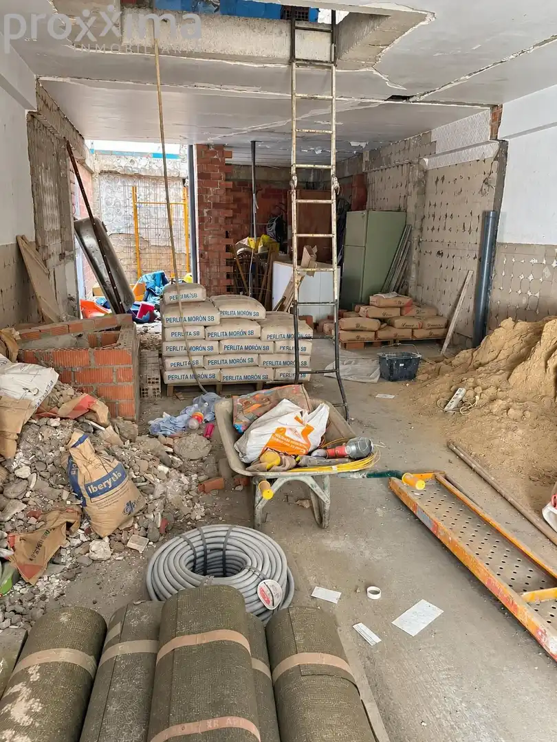 OPORTUNIDAD EN ZONA PALMETE  CASA INDEPENDIENTE EN OBRA., imatge 2