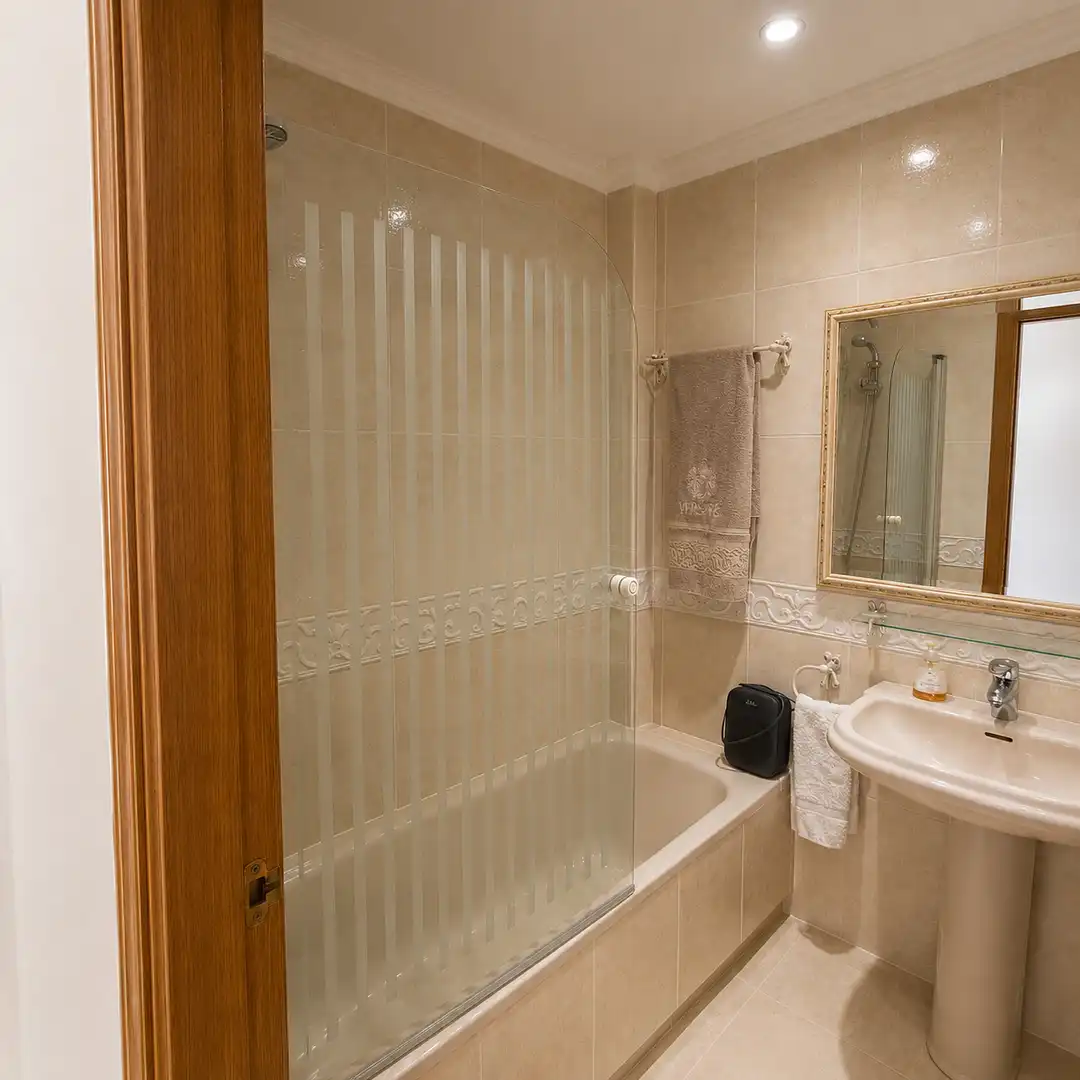 Ático con piscina en venta en Estepona Pueblo, imagen 19