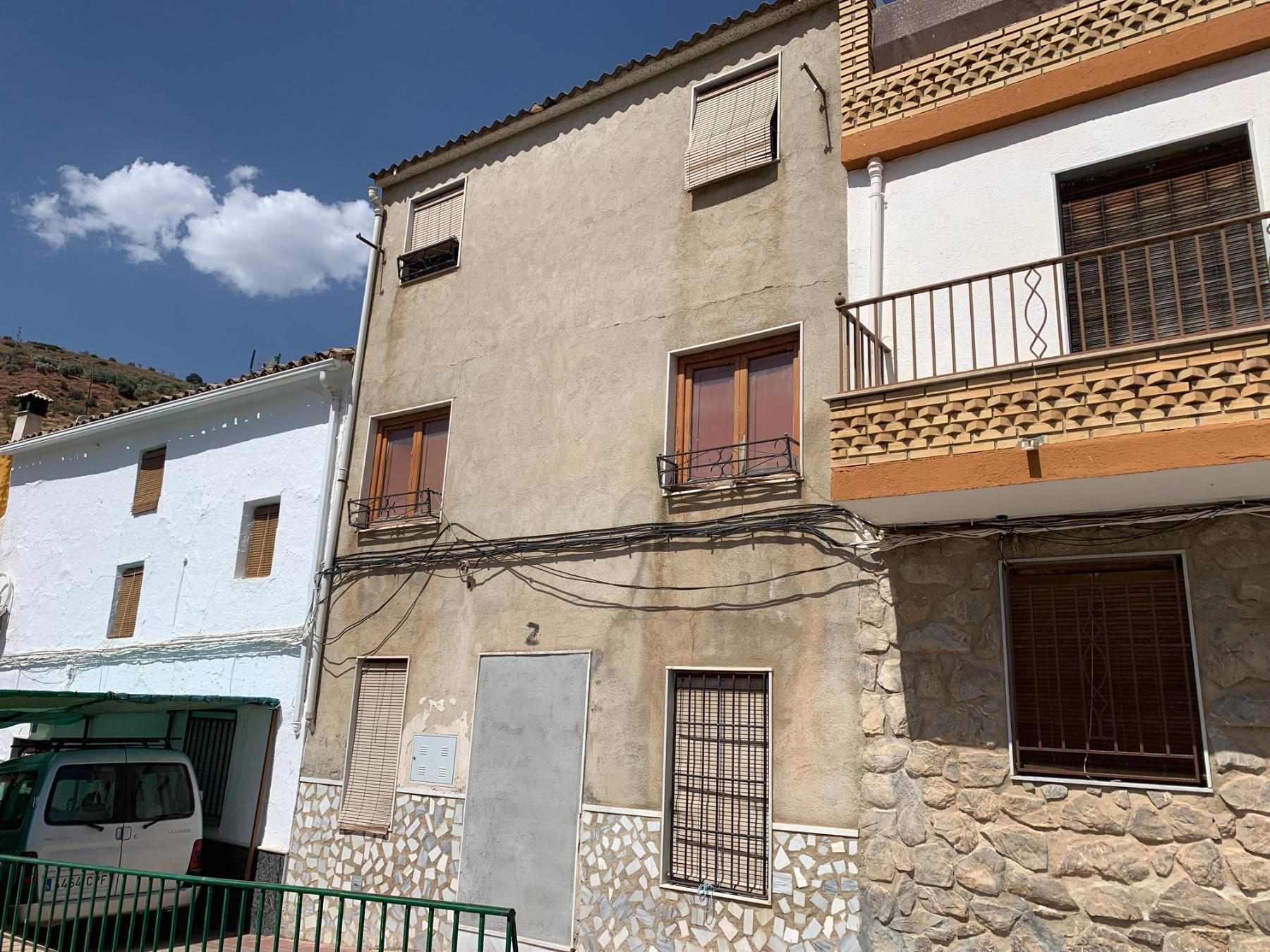 Vista exterior de Casa o xalet en venda en Huelma