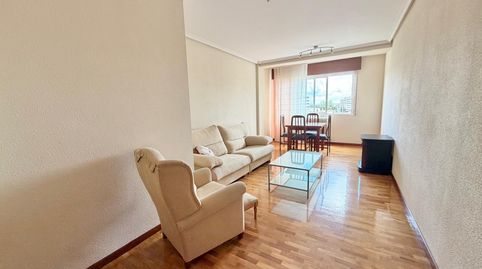 Foto 2 de Piso de alquiler en Cl Antonio de Nebrija, Cascajos - Piqueras, Logroño
