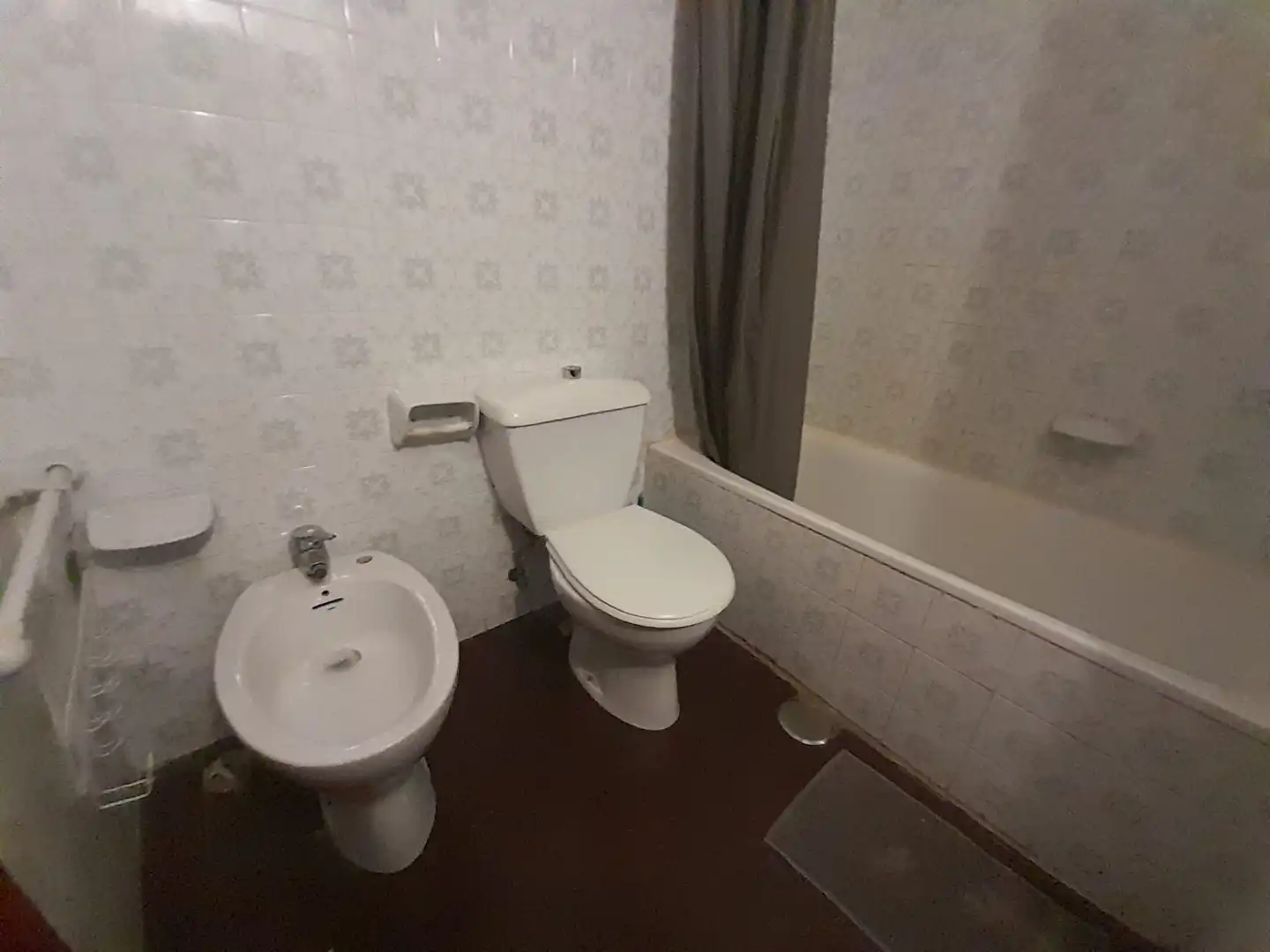 Bany de Pis en venda en PAU 2-600