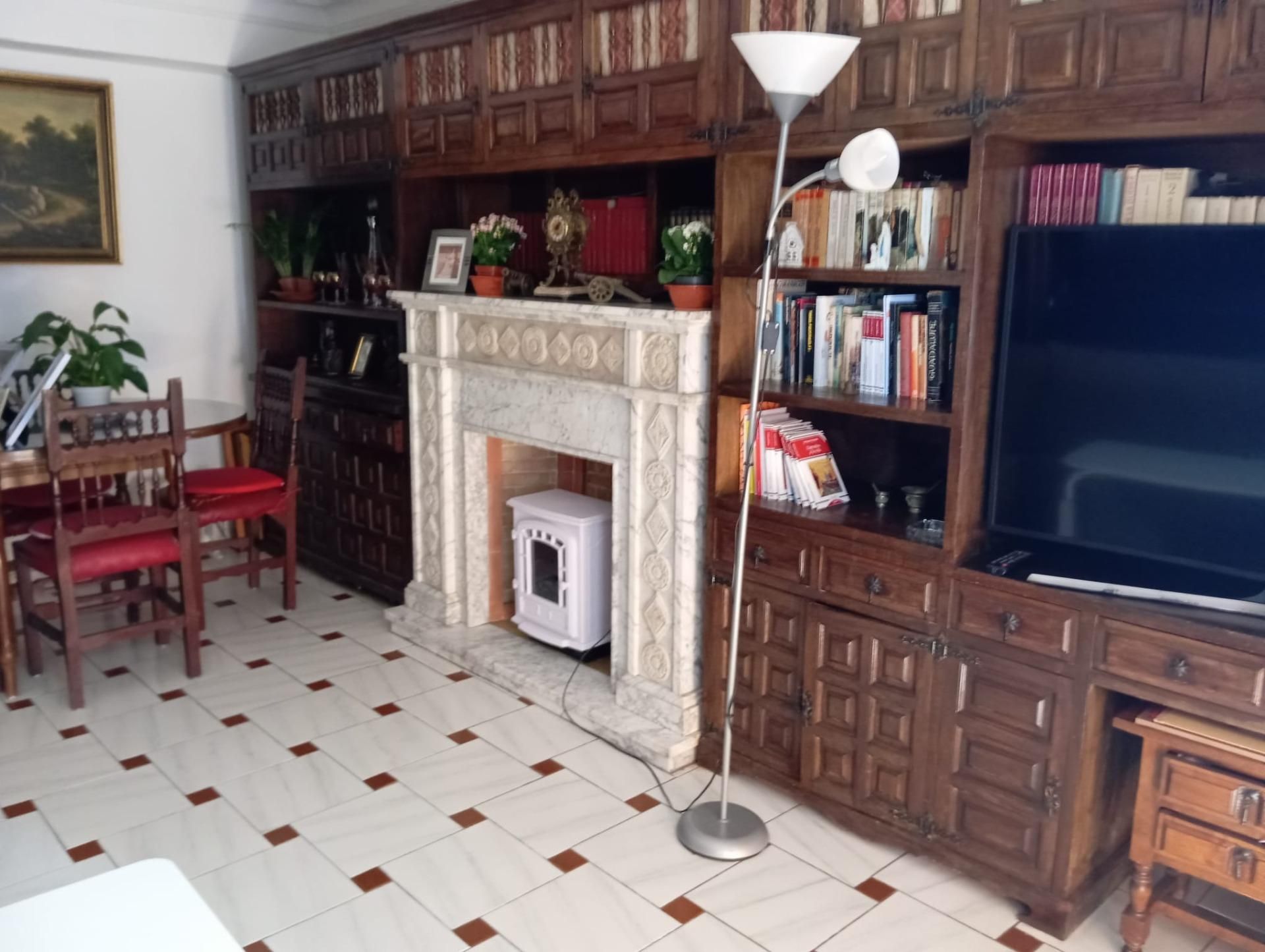 Sala d'estar de Pis de lloguer en  Sevilla Capital amb Aire condicionat