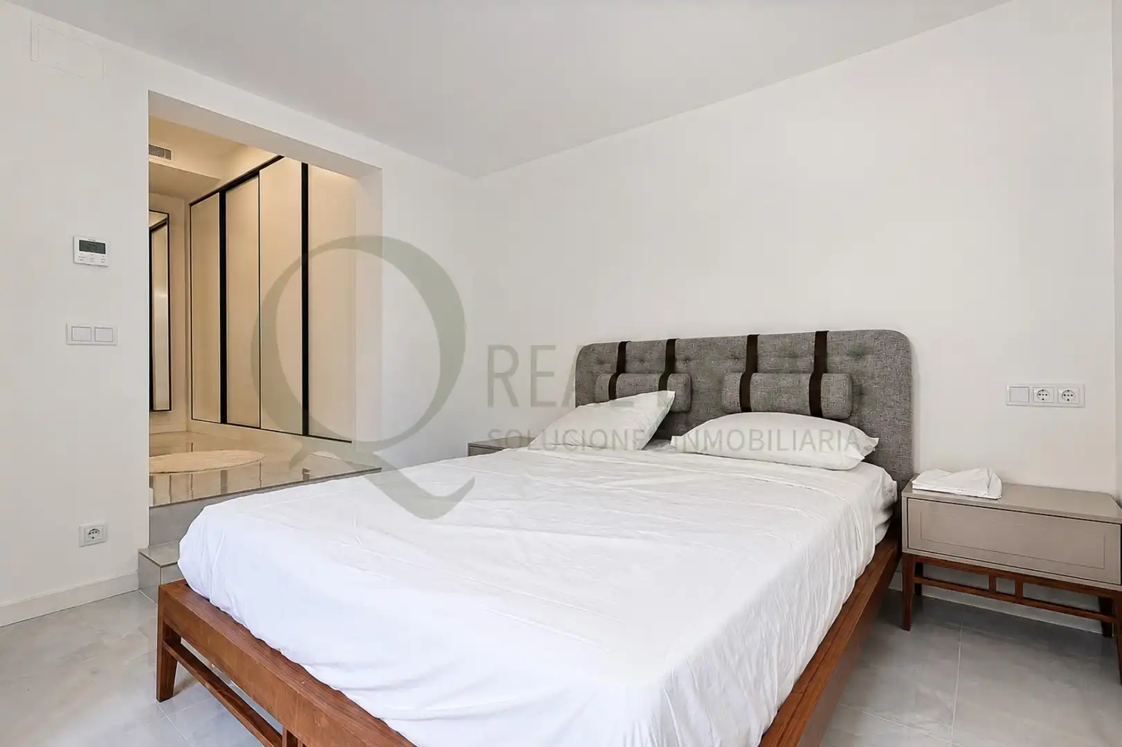 Dormitori de Casa o xalet en venda en Sant Joan d'Alacant amb Aire condicionat, Jardí privat i Piscina