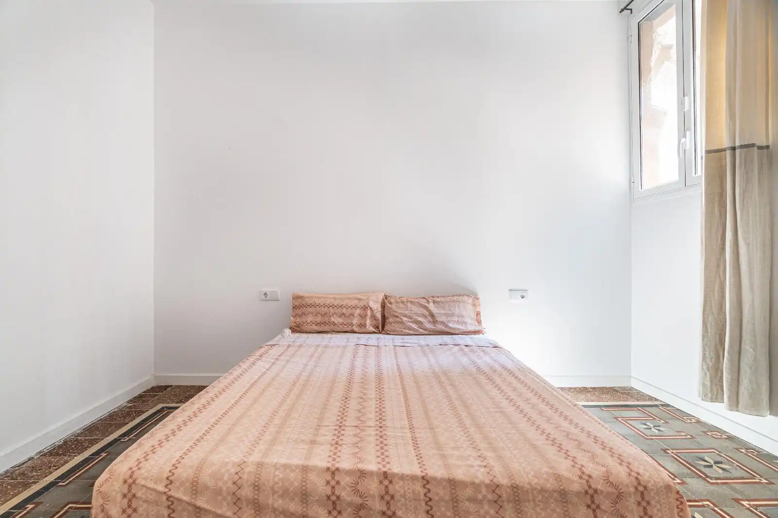 Habitación de Piso en venta en Barcelona con Aire acondicionado, Terraza y Horno