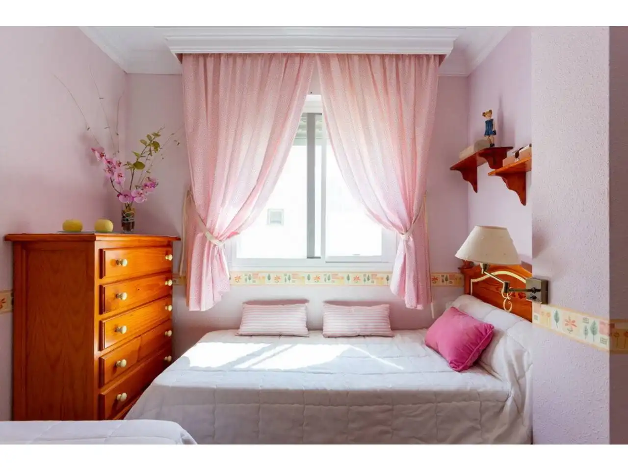 Habitación de Apartamento en venta en Almuñécar con Aire acondicionado y Piscina comunitaria