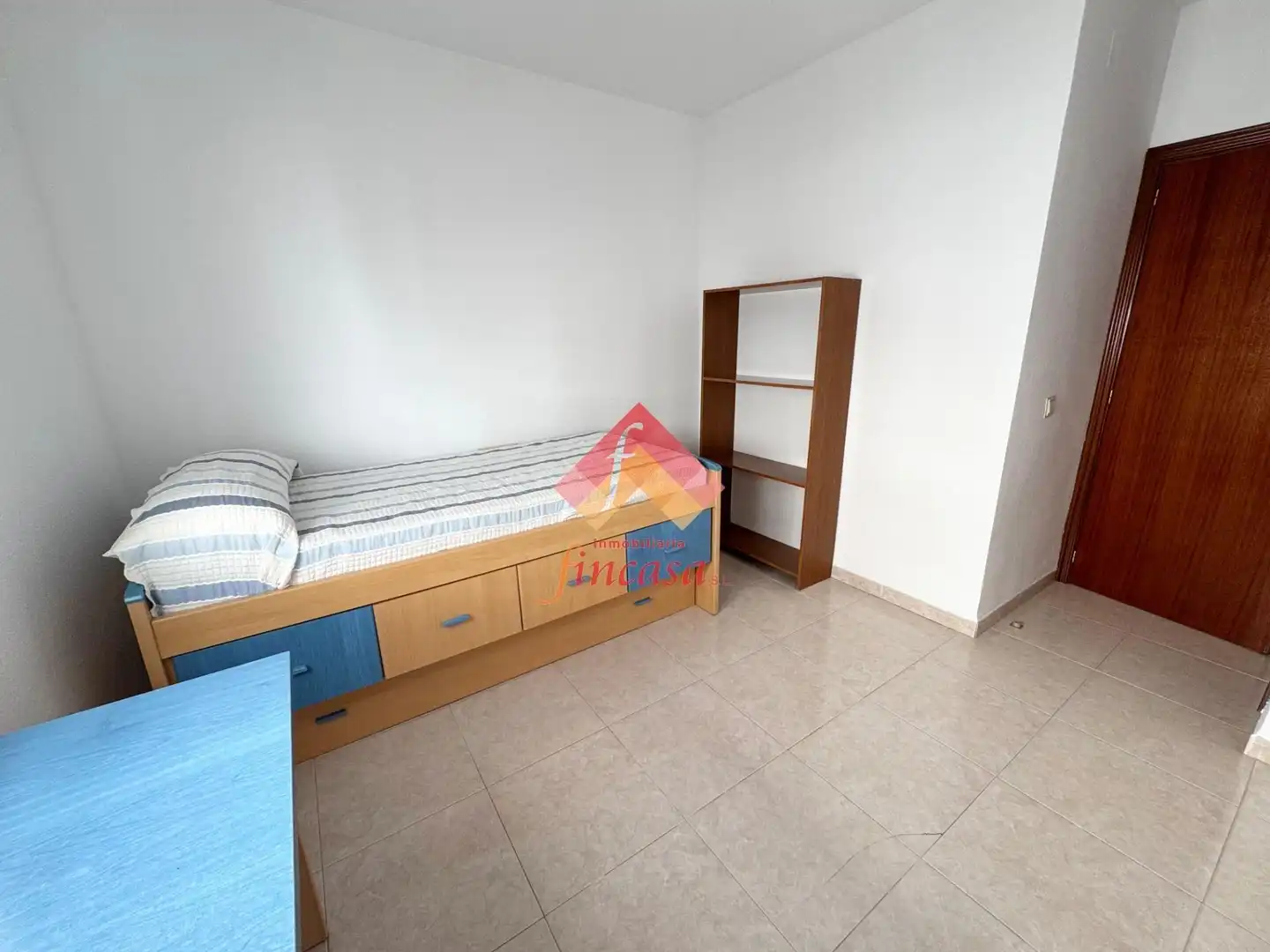 Habitación de Piso de alquiler en Ronda con Amueblado