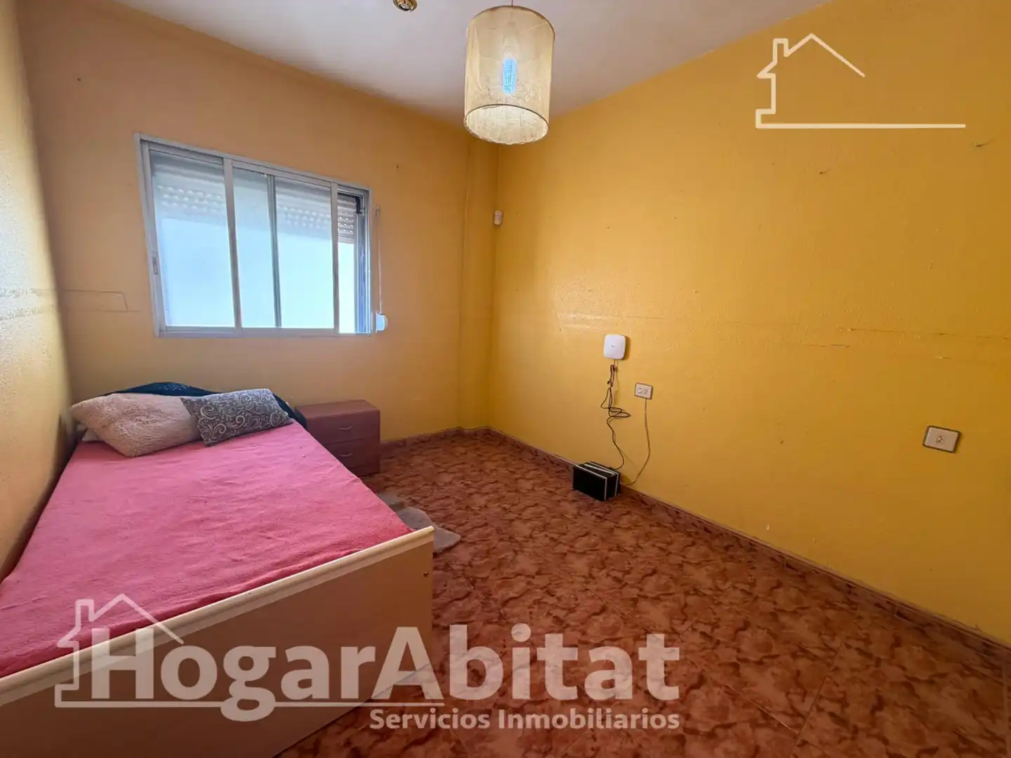 Habitación de Ático en venta en Sagunto / Sagunt con Aire acondicionado, Terraza y Alarma