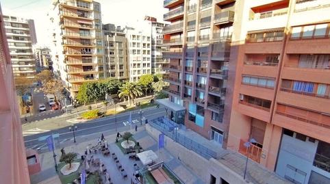 Foto 3 de Pis en venda a Rambla Mendez Nuñez, Casco Antiguo - Sta. Cruz - Ayuntamiento, Alicante / Alacant