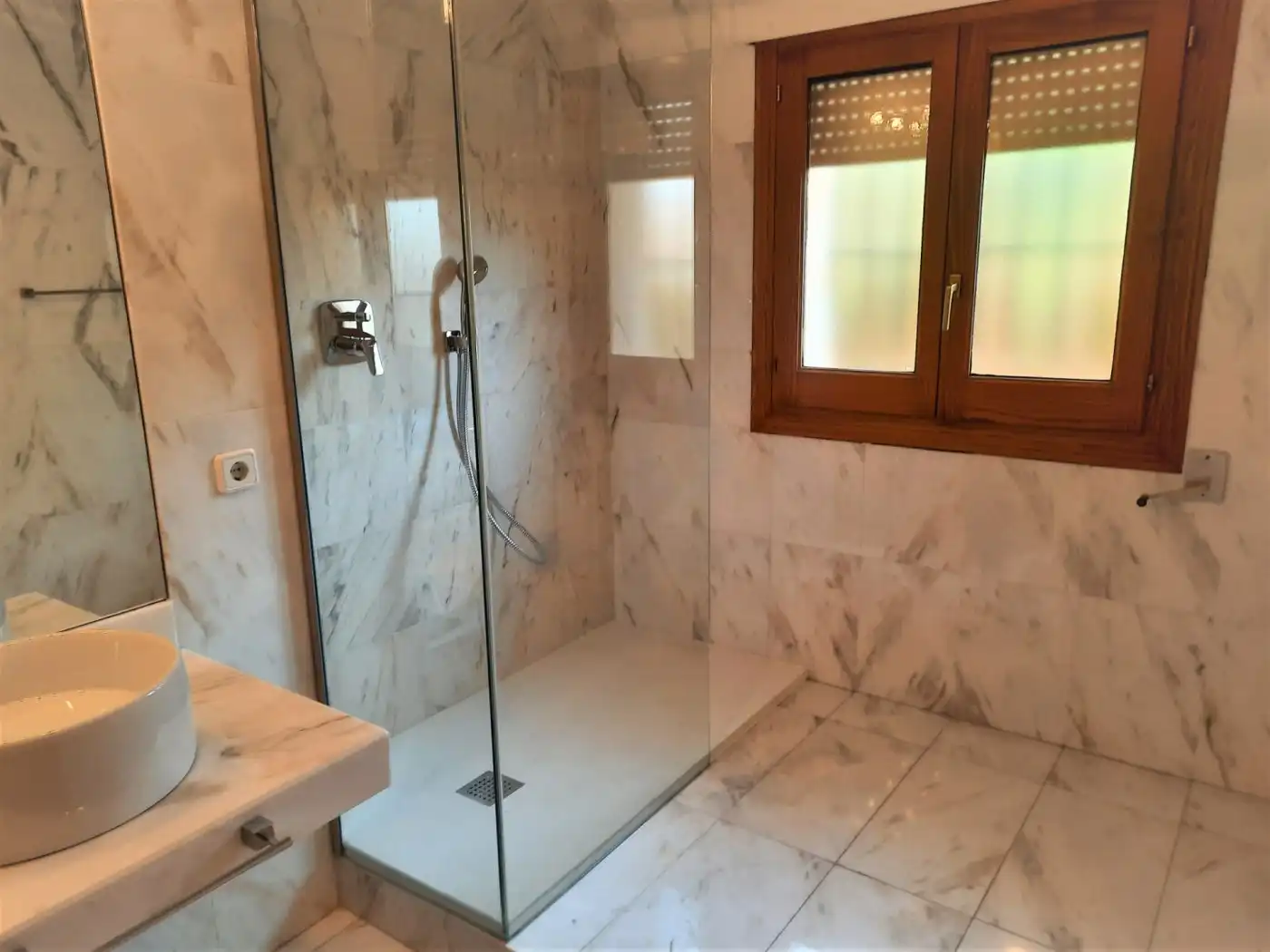 Bany de Casa o xalet de lloguer en Murcia amb Aire condicionat, Jardí privat i Parquet