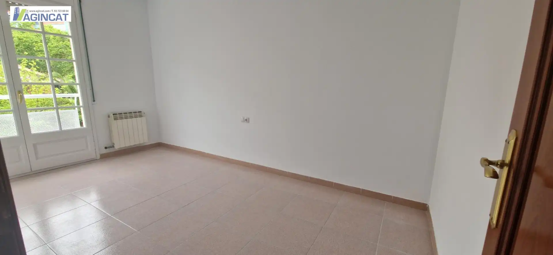 Casa adosada de lloguer a Carrer Carrer de Conillera, Els Merinals
