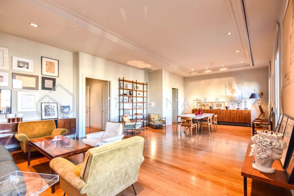 Living room of Flat for sale in  Barcelona Capital  with Air Conditioner, Heating and Parquet flooring