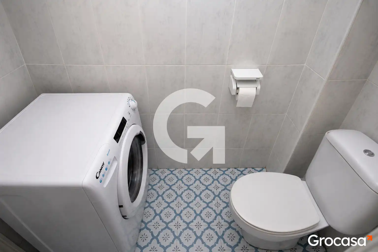Bathroom of Flat for sale in Sant Vicenç Dels Horts  with Heating, Furnished and Oven