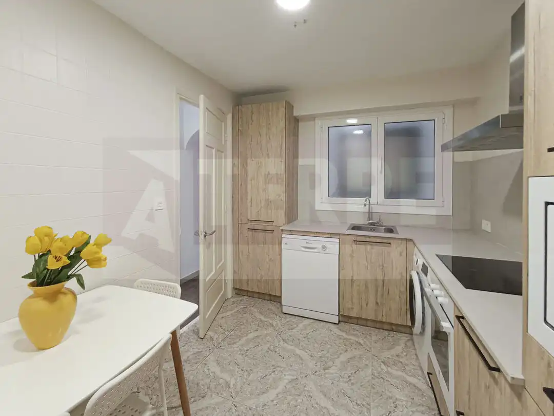 Cocina de Piso en venta en Errenteria con Balcón