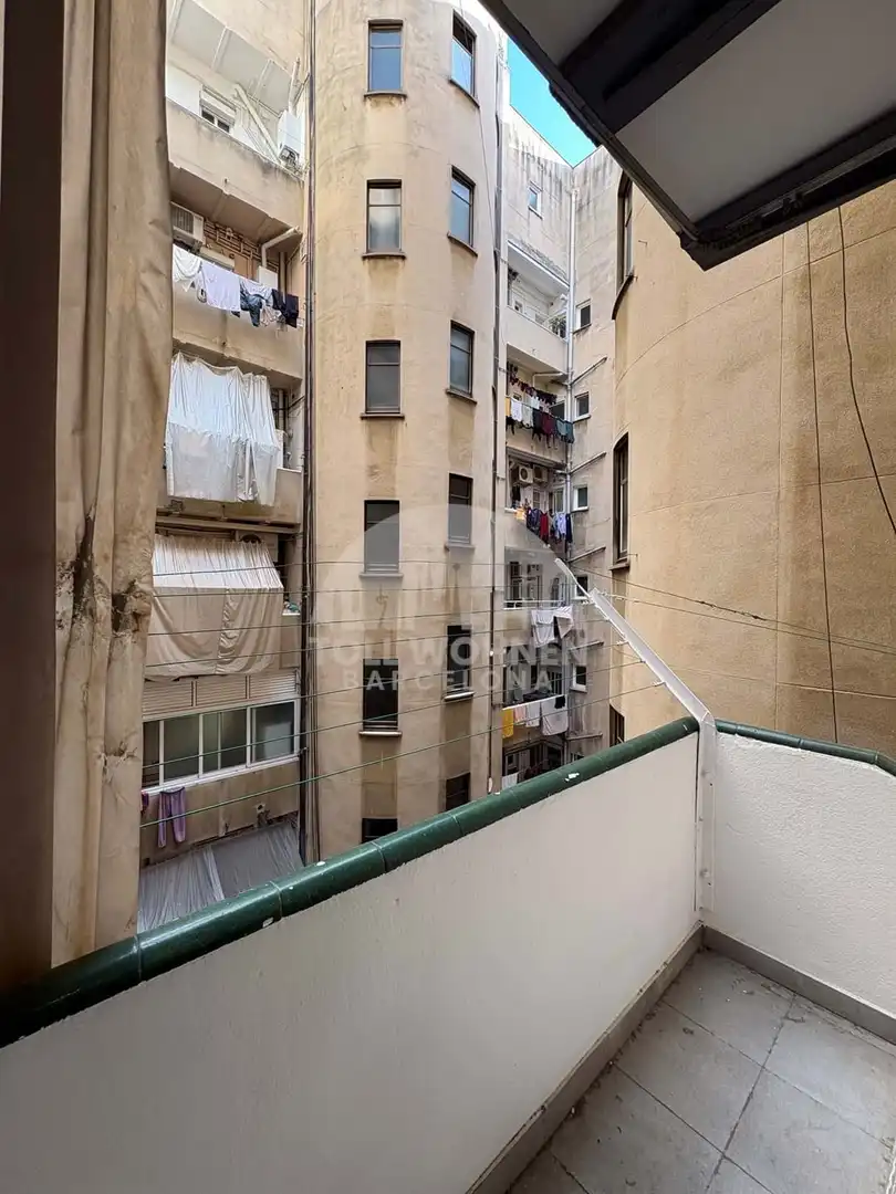 Terrasse von Wohnung zum Verkauf in Barcelona mit Klimaanlage, Heizung und Möbliert